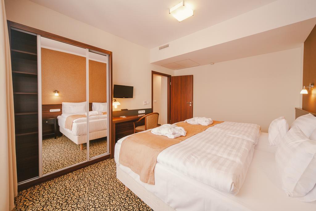 Park Hotel Hévíz Cameră foto